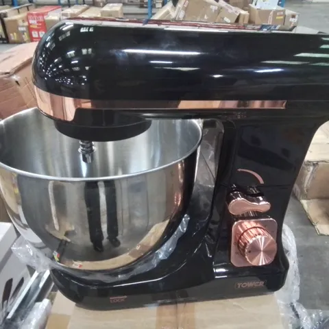 TOWER 5L 1000W STAND MIXER