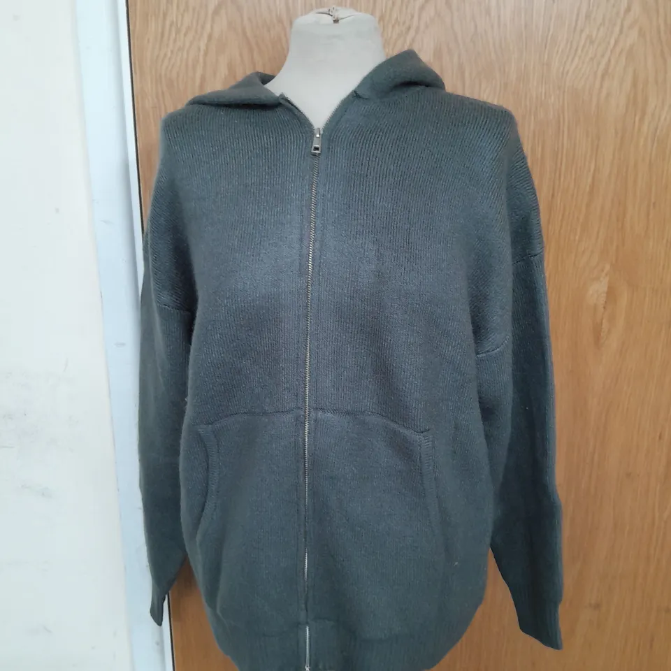OYSHO FULL ZIP RIBBED KNIT JACKET IN CHARCOAL SIZE M