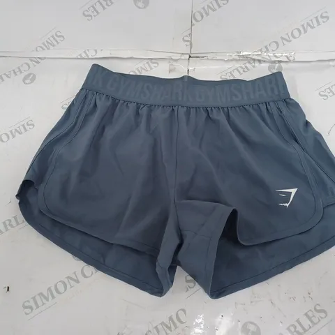 GYMSHARK GREY LOGO SHORTS-SMALL