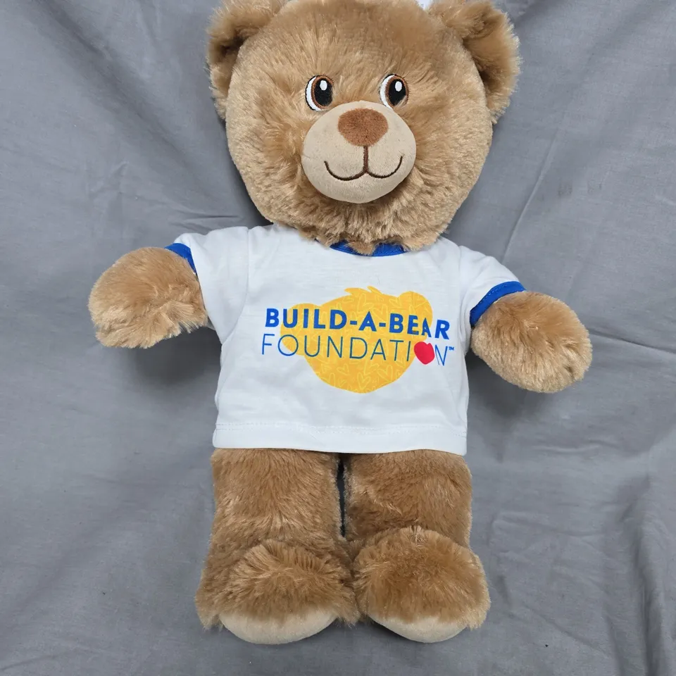 BUILD-A-BEAR WORKSHOP PLUSH BEAR WITH FOUNDATION T‑SHIRT