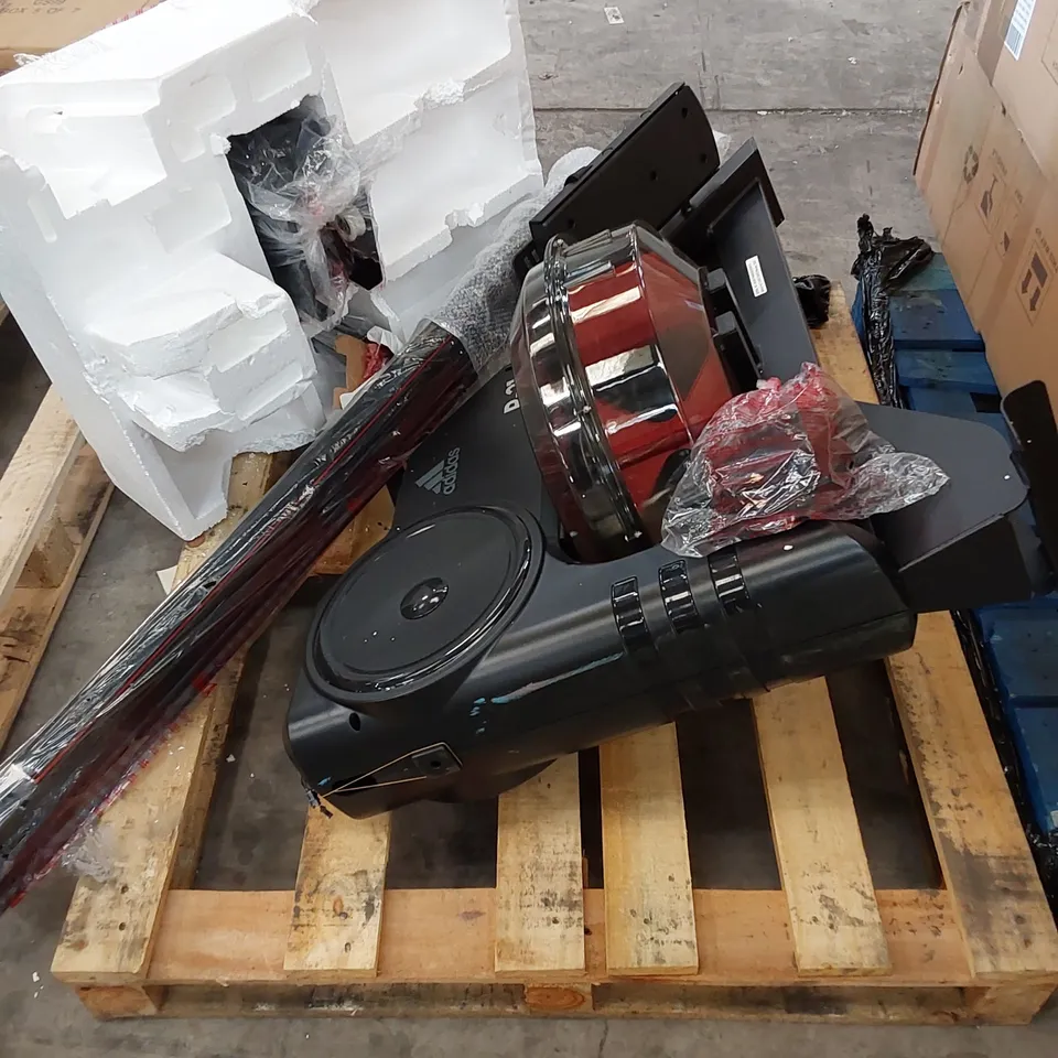 ADIDAS R-21 WATER ROWING MACHINE