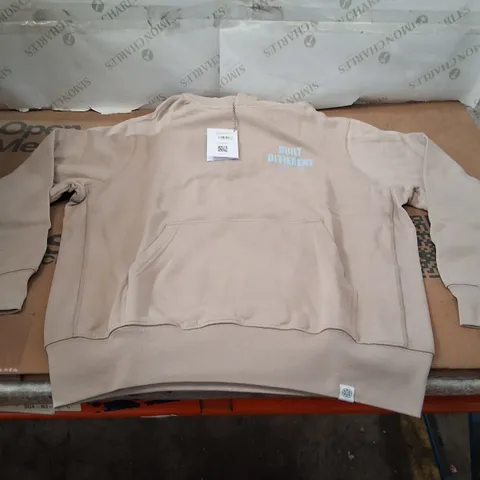 BOX CONTAINING APPROXIMATELY 16 MEN'S BUILT DIFFERENT HOODY – CLAY, SIZE L