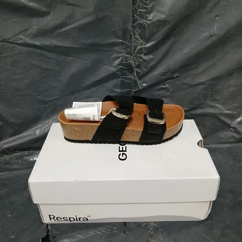 BOXED PAIR OF GEOX RESPIRA SUEDE BRIONIA SANDAL UK 5