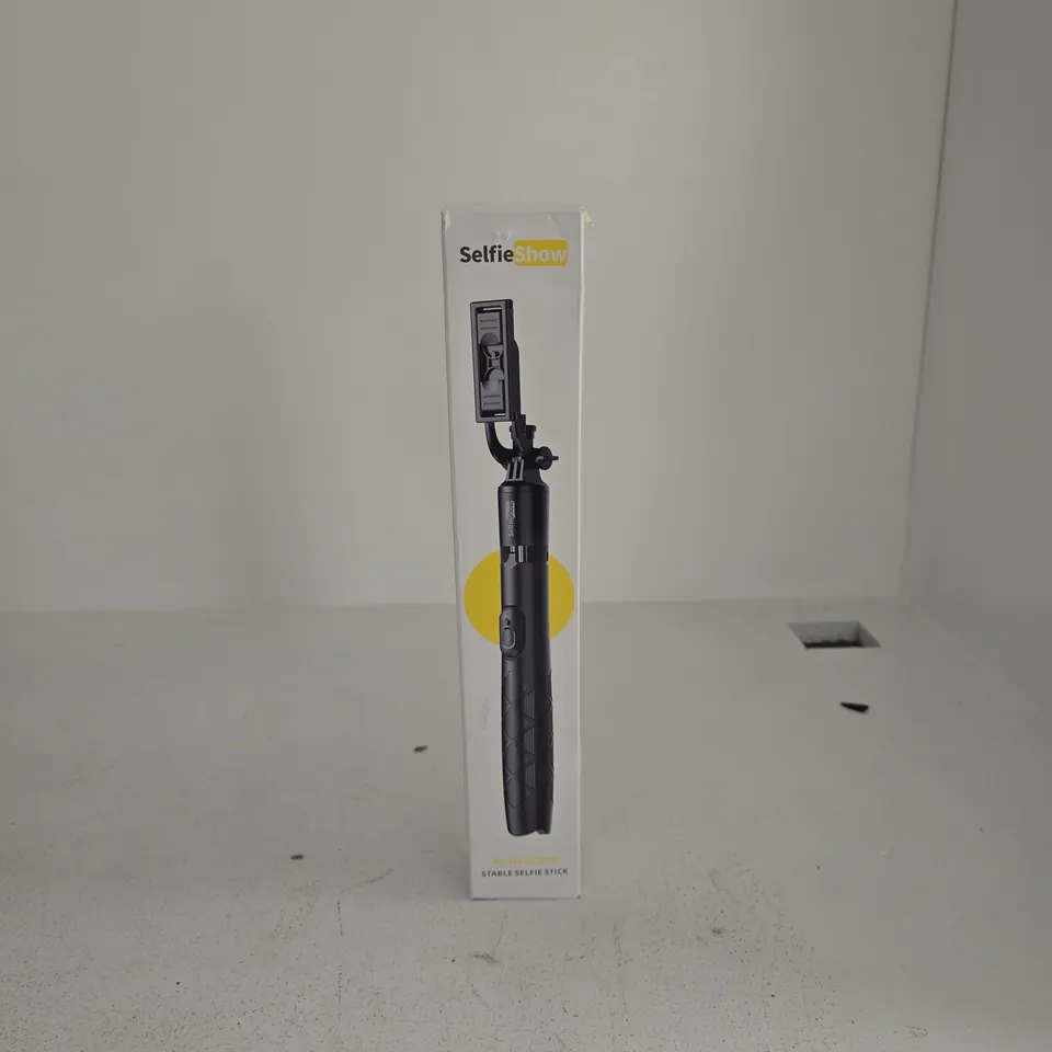 SELFIE SHOW STABLE SELFIE STICK Q16SS BOXED