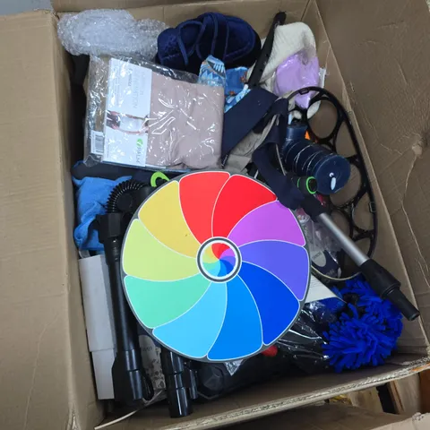 BOX OF ASSORTED ITEMS INCLUDING ELECTRIC CANDLE LIGHT AND CAMISOLE TOP