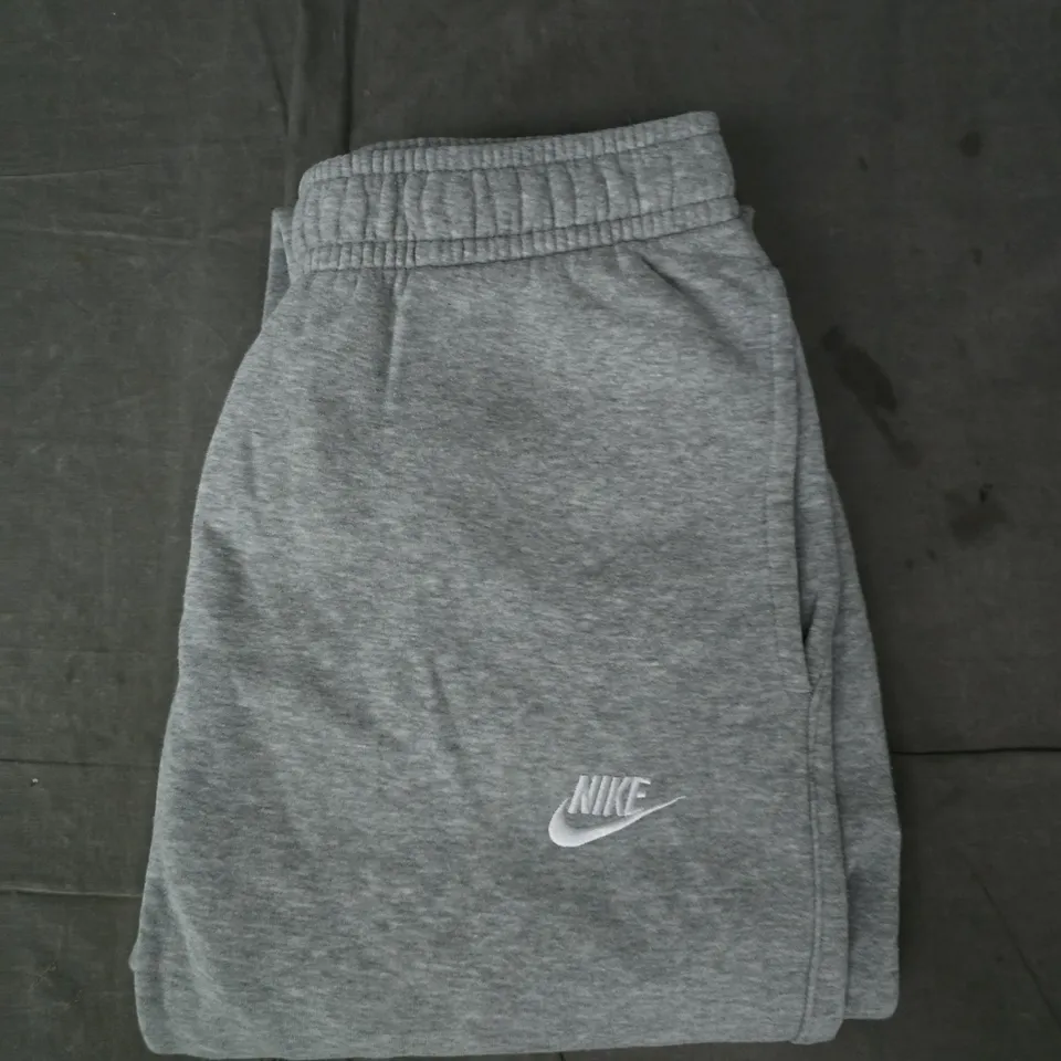 NIKE SWEATPANTS IN GREY SIZE SMALL