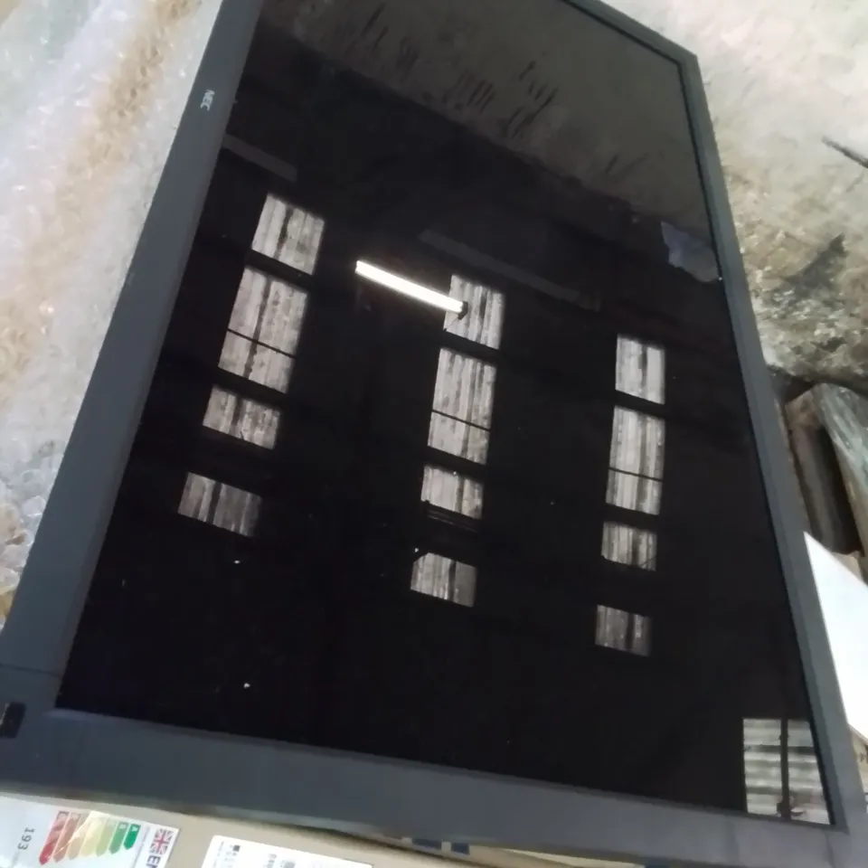 PALLET OF FIVE BOXED NEC MULTISYNC V651 MONITORS