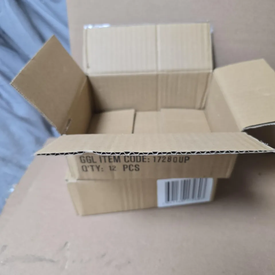 2 BOXES OF ASSORTED GISELA GRAHAM SMALL DECORATIONS 