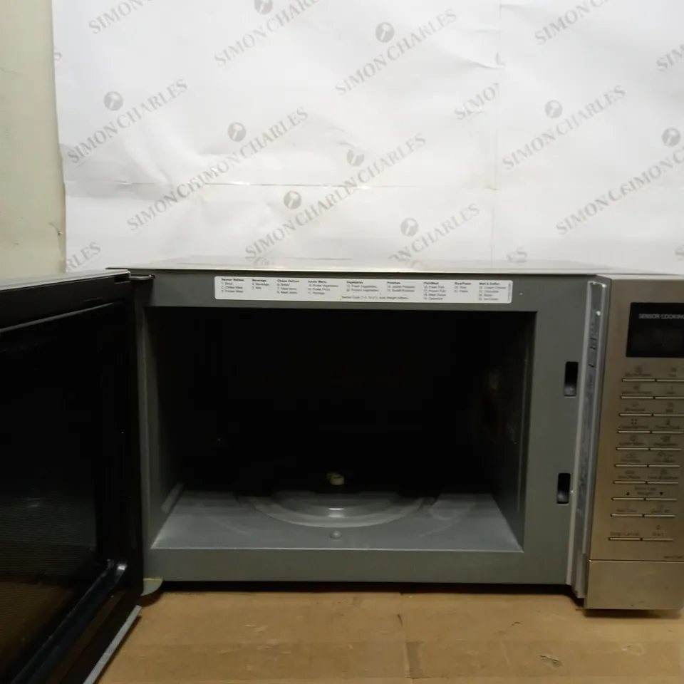 PANASONIC STAINLESS STEEL MICROWAVE OVEN
