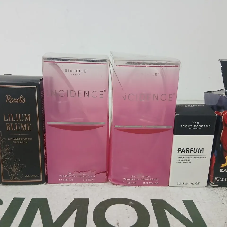 APPROXIMATELY TEN ASSORTED BOXED FRAGRANCES TO INCLUDE; ALMAS, SISTELLE, THE SCENT RESERVE, MARVEL SPIDERMAN, ROXELIS AND PARADISE
