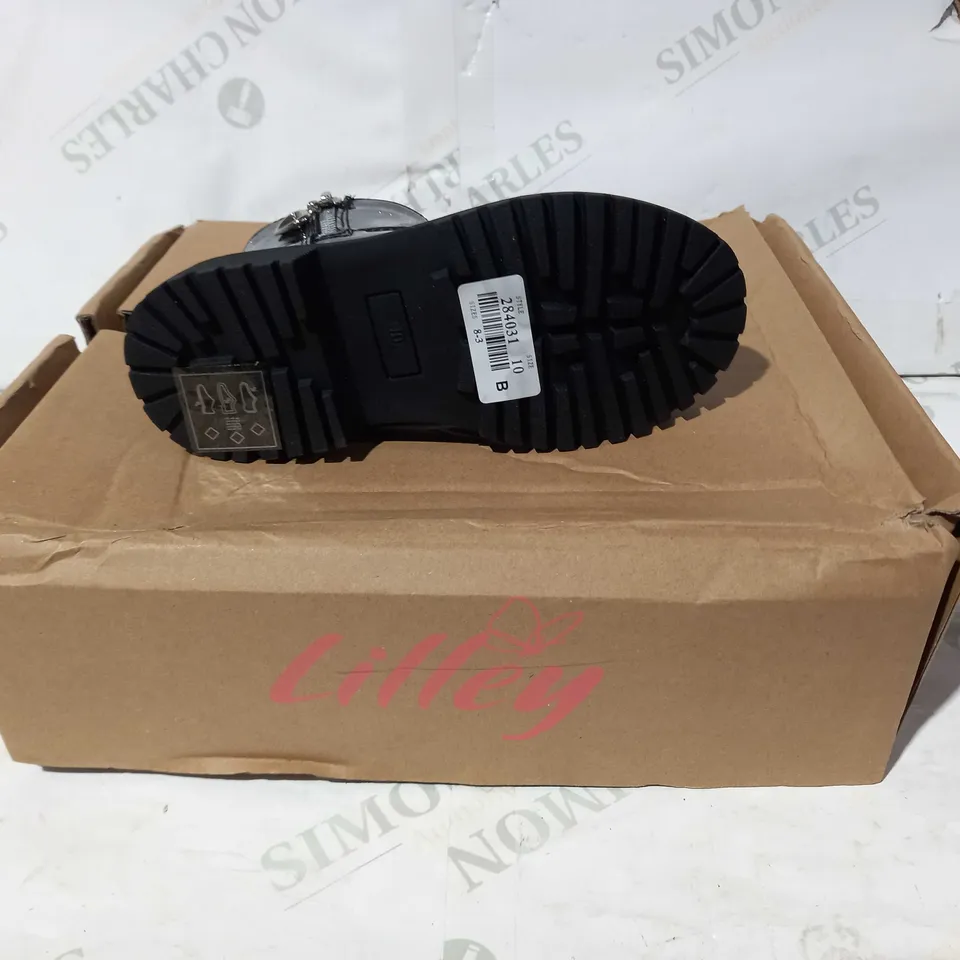 BOXED PAIR OF LILLEY MINNIE CHILDREN'S ANKLE BOOTS IN BLACK W. GLITTER EFFECT UK SIZE 10