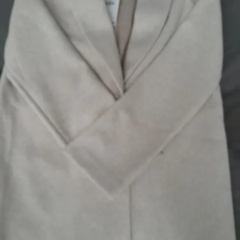 ZARA SOFT BUTTON COAT IN CREAM SIZE SMALL