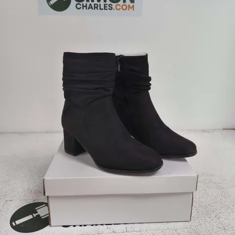 SHOES BY EMMA LOLITA BLACK BOOTS SIZE 5 BOXED