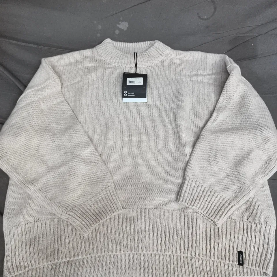 FINISTERRE EYRE CREW NECK JUMPER IN OATMEAL - SIZE 16