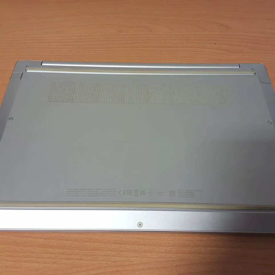 UNBOXED HP PRO C640 CHROMEBOOK INTEL CORE I5 VPRO LAPTOP IN SILVER