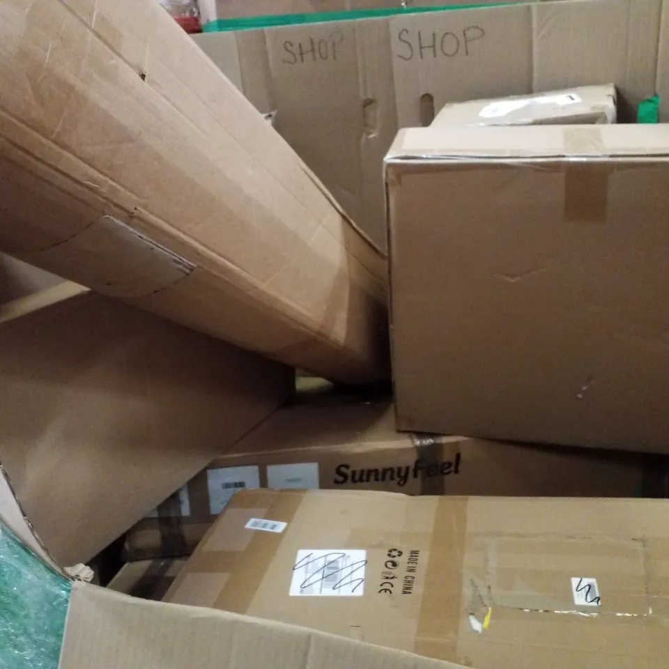 PALLET CONTAINING ASSORTED PRODUCTS INCLUDING SMART TOWER FAN, PLAYPENS, BABY CHANGING MAT & DUVET SET