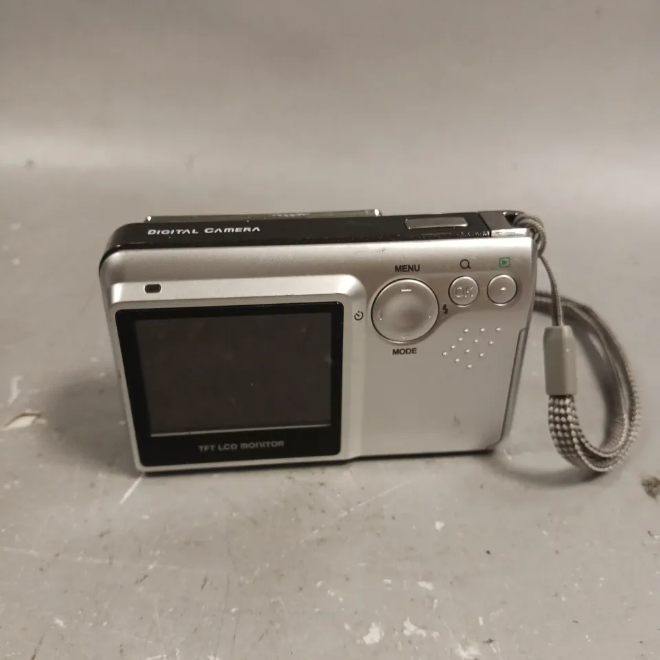 PREMIER DS 6065 DIGITAL CAMERA 