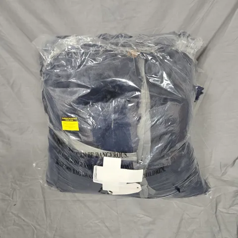 COZEE HOME GIFTABLE TEXTURED THROW IN NAVY