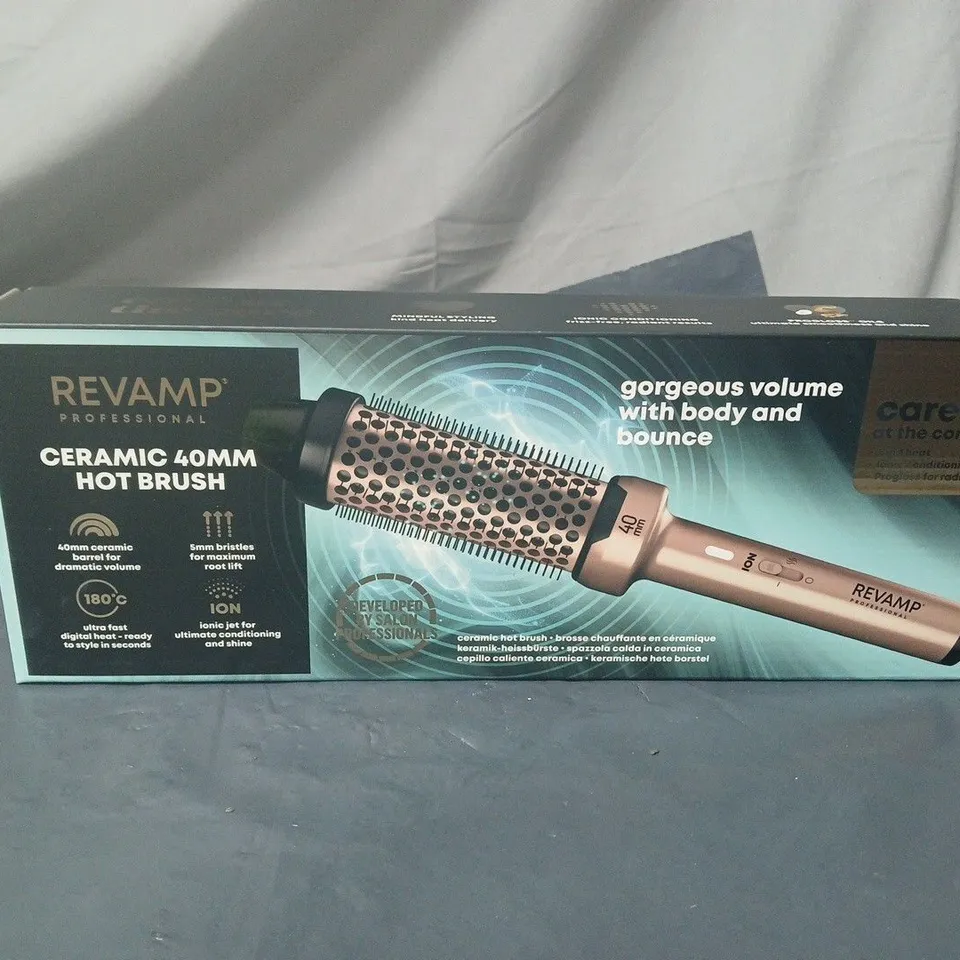 REVAMP CERAMIC 40MM HOT BRUSH BOXED