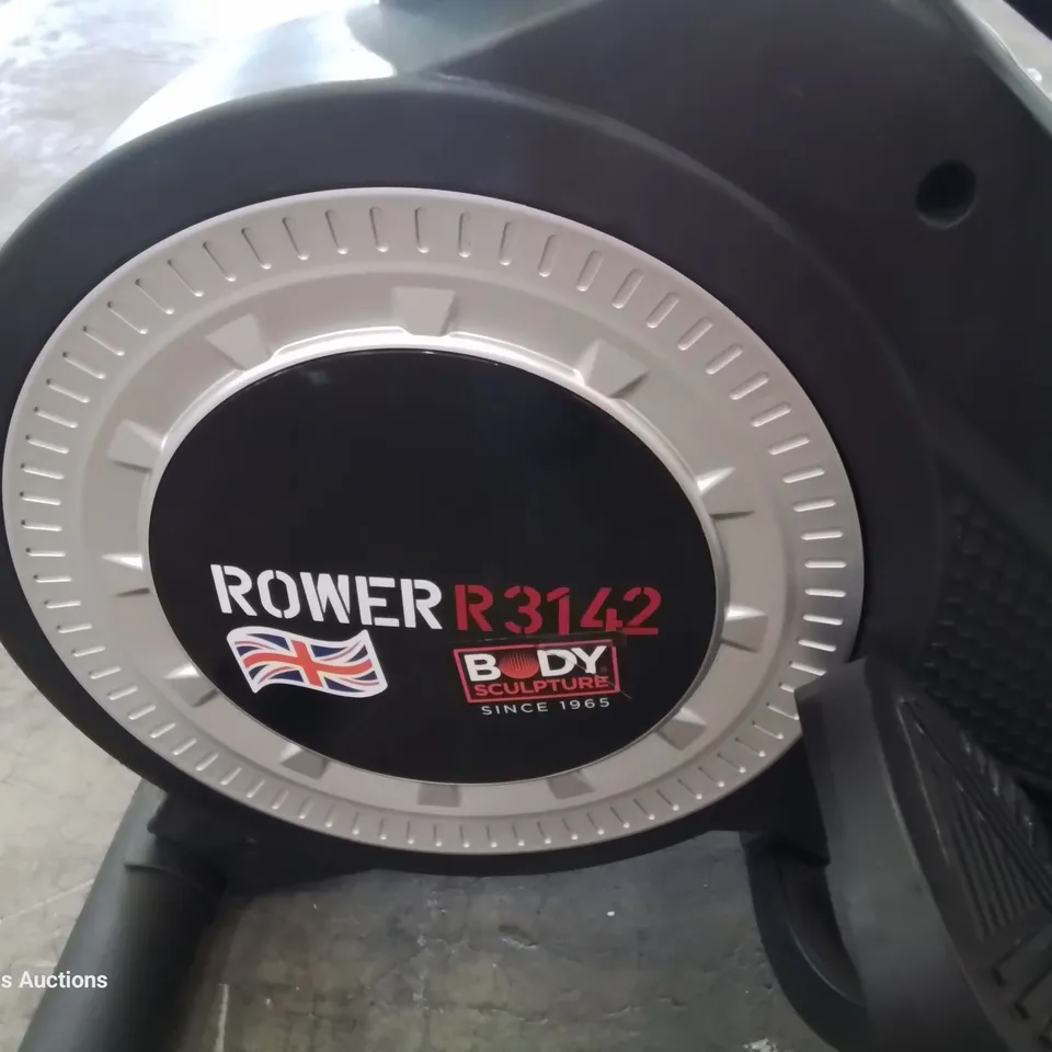 BODY SCULPTURE ROWER R3142