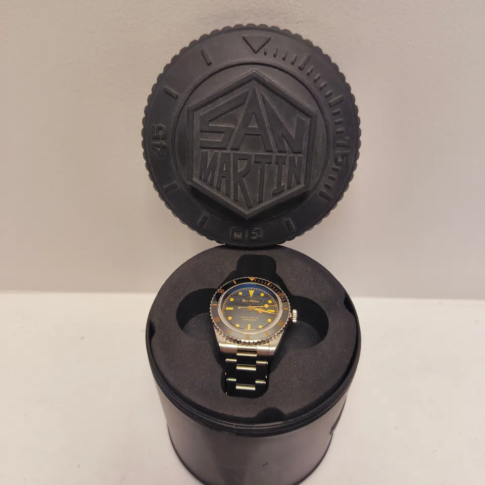 SAN MARTIN STEEL WATCH BLACK DIAL