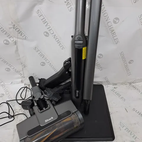 BOXED SHARK WANDVAC 2-IN-1 LIGHTWEIGHT CORDLESS HANDHELD VACUUM CLEANER