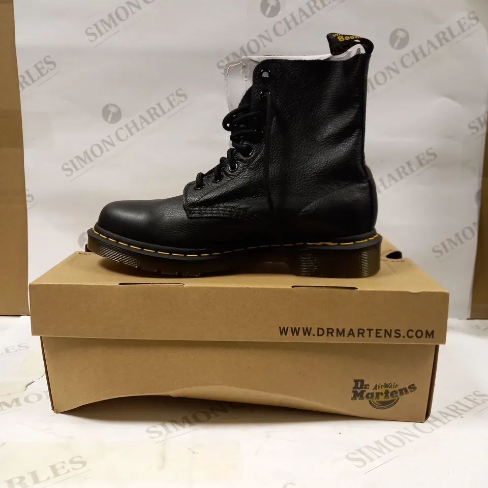DR. MARTENS AIR WAIR  PASCAL BLACK GENUINE LEATHER BOOTS, WITH BOUNCING SOLES, UK SIZE 6
