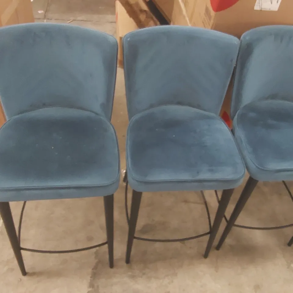 SET OF 4 DANETTI VELVET UPHOLSTERED BAR STOOLS