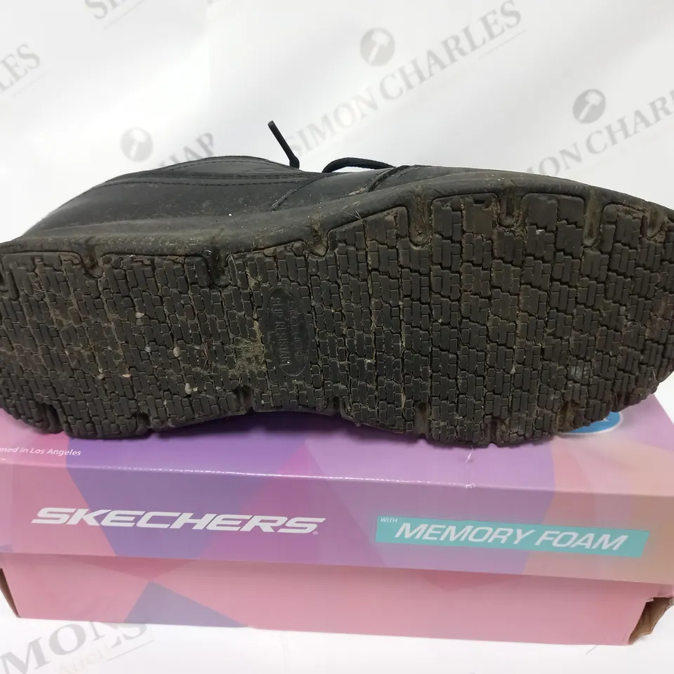 BOXED PAIR OF SKECHERS MENS NAMPA WORK TRAINERS BLACK SIZE 9
