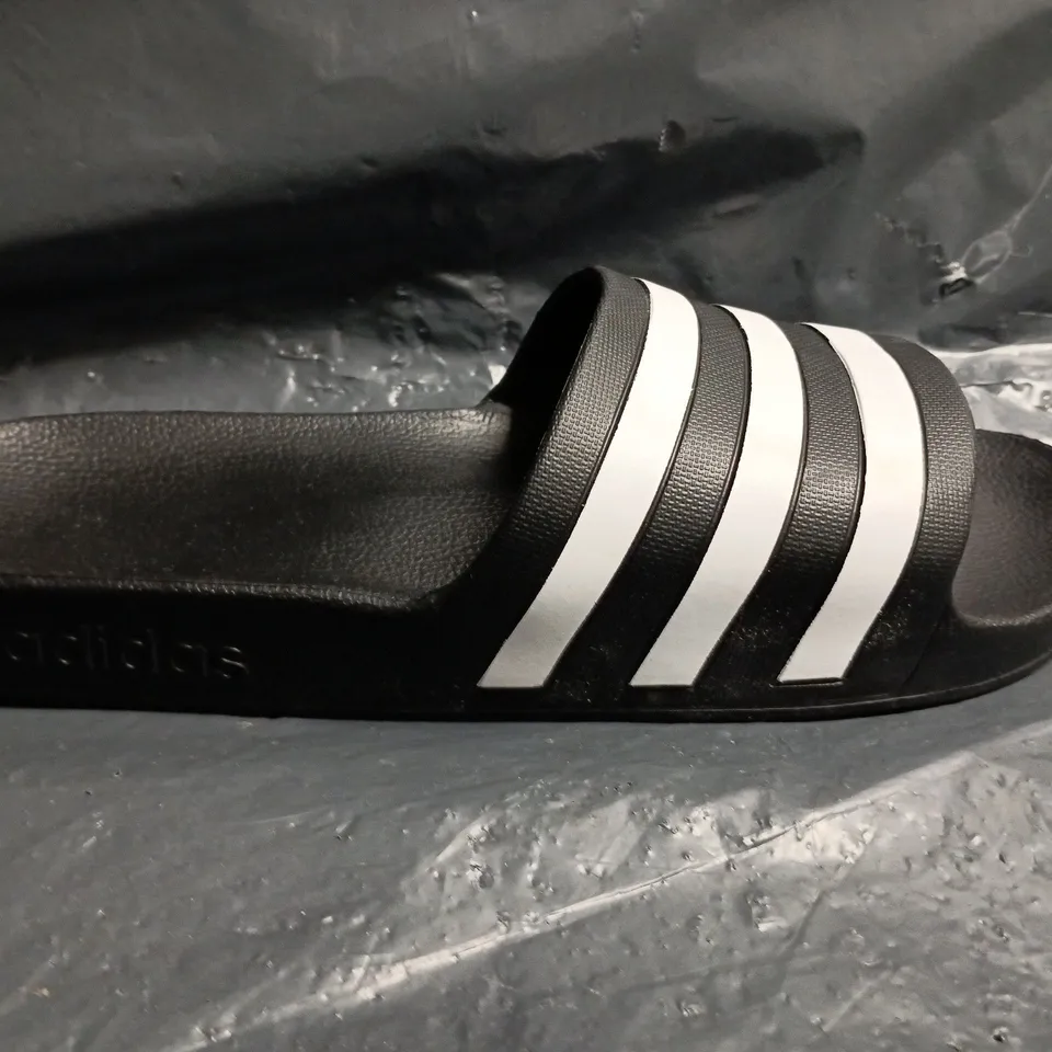 ADIDAS SLIDES – BLACK WITH WHITE STRIPES SIZE 11
