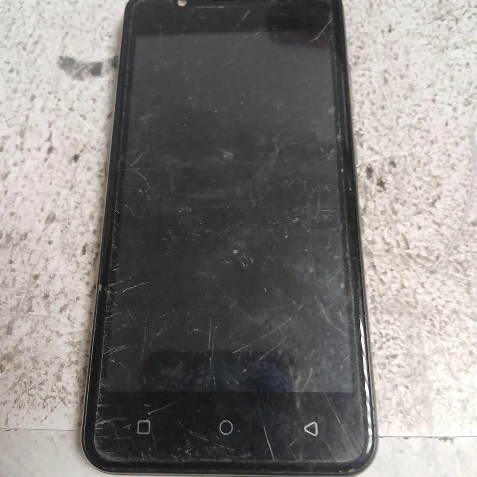 XGODY MOBILE PHONE – BLACK, CRACKED SCREEN