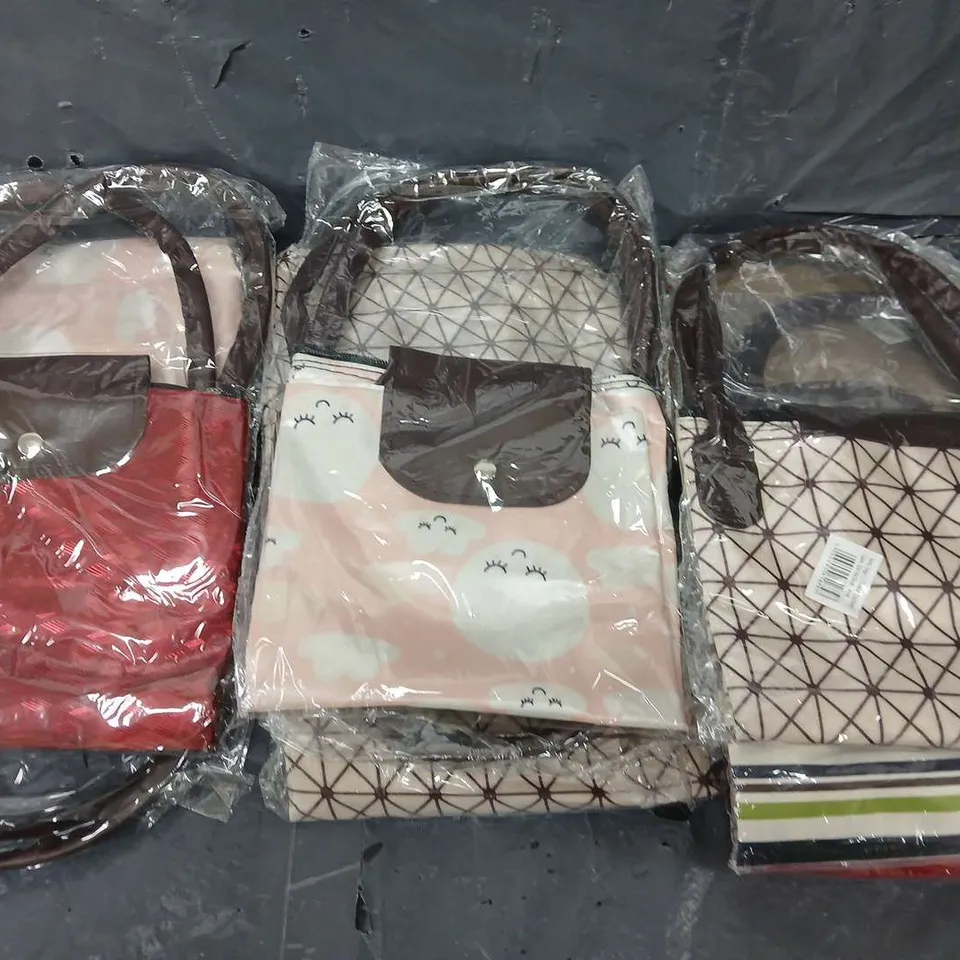 APPROXIMATELY 10 ASSORTED BETTY BAGS IN VARIOUS DESIGNS