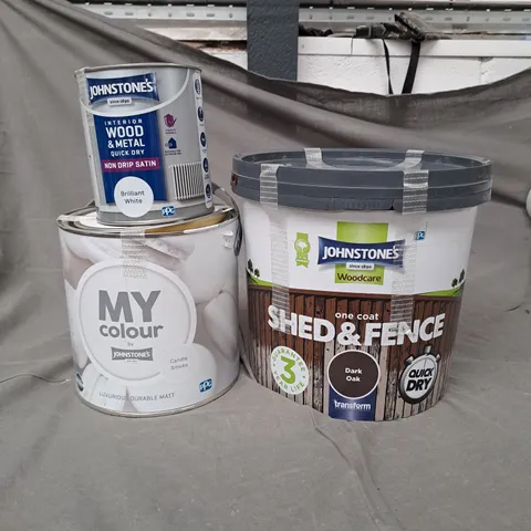 LOT OF 3 JOHNSTONE'S PAINT PRODUCTS TO INCLUDE SHED & FENCE, INTERIAL WOOD AND METAL WHITE AND MY COLOUR CANDLE SMOKE 