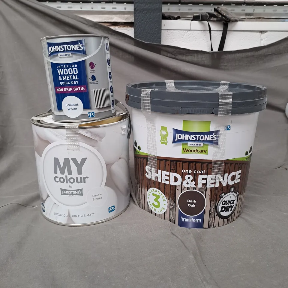 LOT OF 3 JOHNSTONE'S PAINT PRODUCTS TO INCLUDE SHED & FENCE, INTERIAL WOOD AND METAL WHITE AND MY COLOUR CANDLE SMOKE 