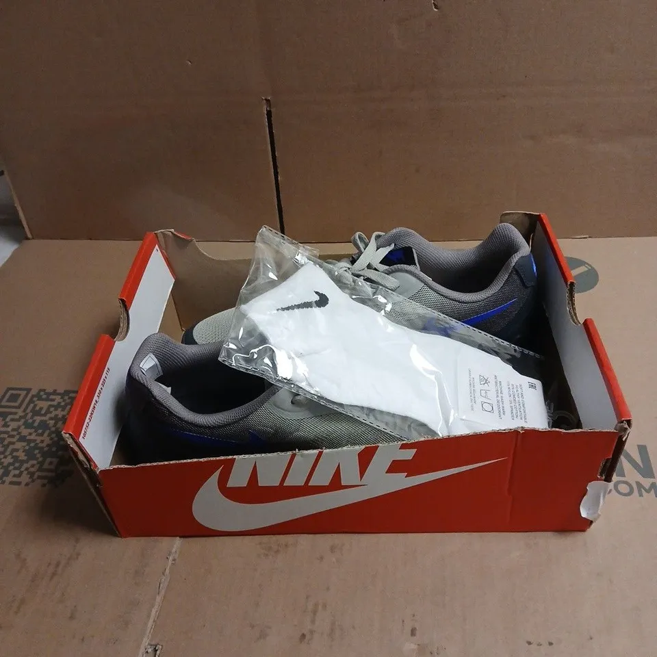 NIKE RUNNING SHOES – GREY/BLUE, UK SIZE 10 INCLUDES PAIR OF NIKE SOCKS