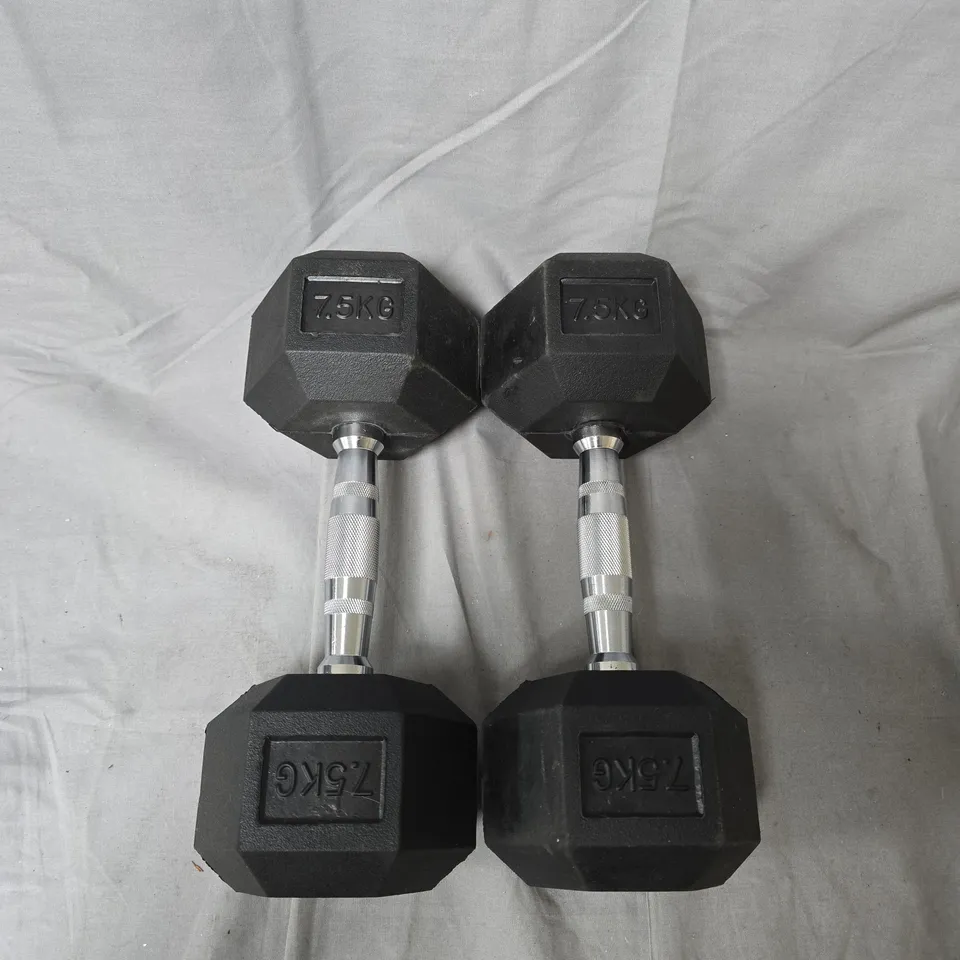 PAIR OF 7.5 KG HEX DUMBBELLS WITH KNURLED CHROME HANDLES