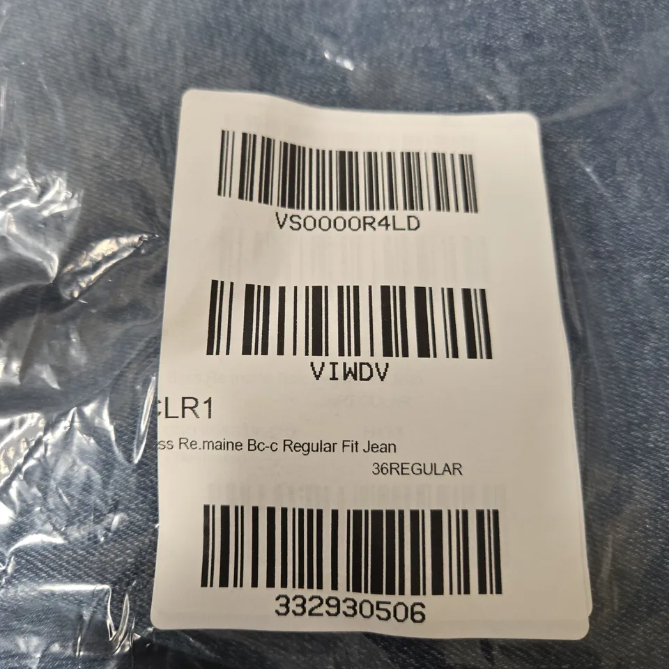 BOSS MEN'S DENIM JEANS – REGULAR FIT, 36 REGULAR