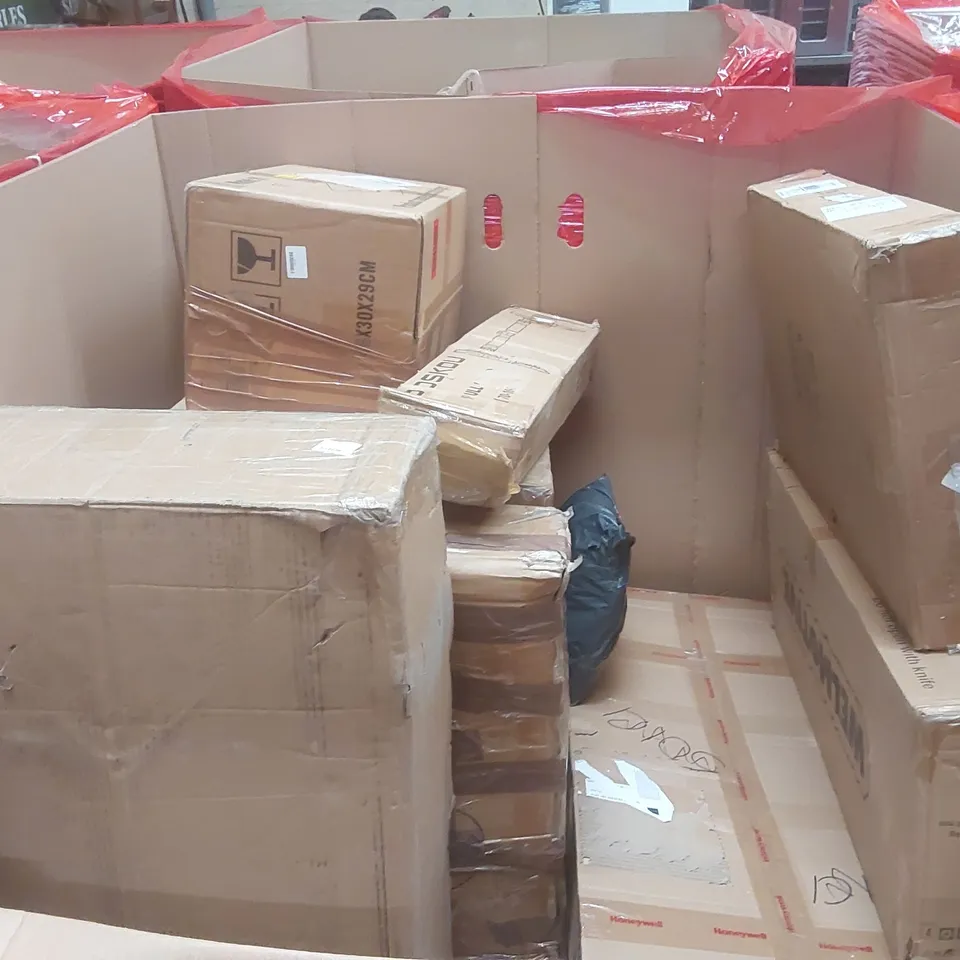 PALLET CONTAINING A LARGE QUANTITY OF ASSORTED ITEMS INCLUDING: EXERCISE BIKE, ELECTRIC HEATERS, MULTIFUNCTIONAL TURNTABLE PLAYER ECT