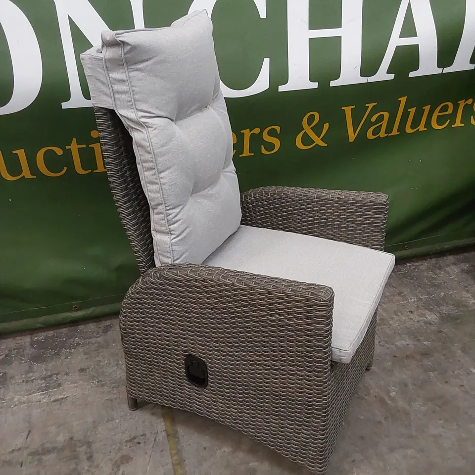 BRAND NEW BOXED MANHATTAN DINING TABLE & 6 X RECLINER CHAIRS IN GREY (4 BOXES)