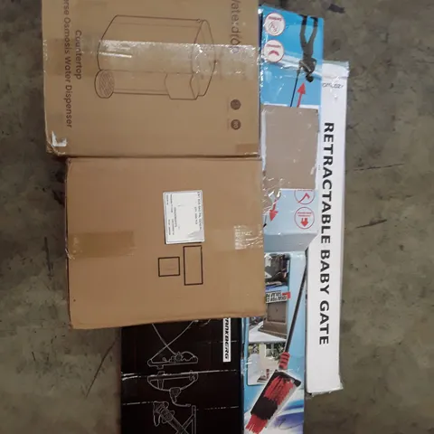 PALLET OF ASSORTED HOUSEHOLD GOODS TO INCLUDE TELESCOPIC HYDRO CLEANERS BABY GATES, WATER DISPENSERS ECT