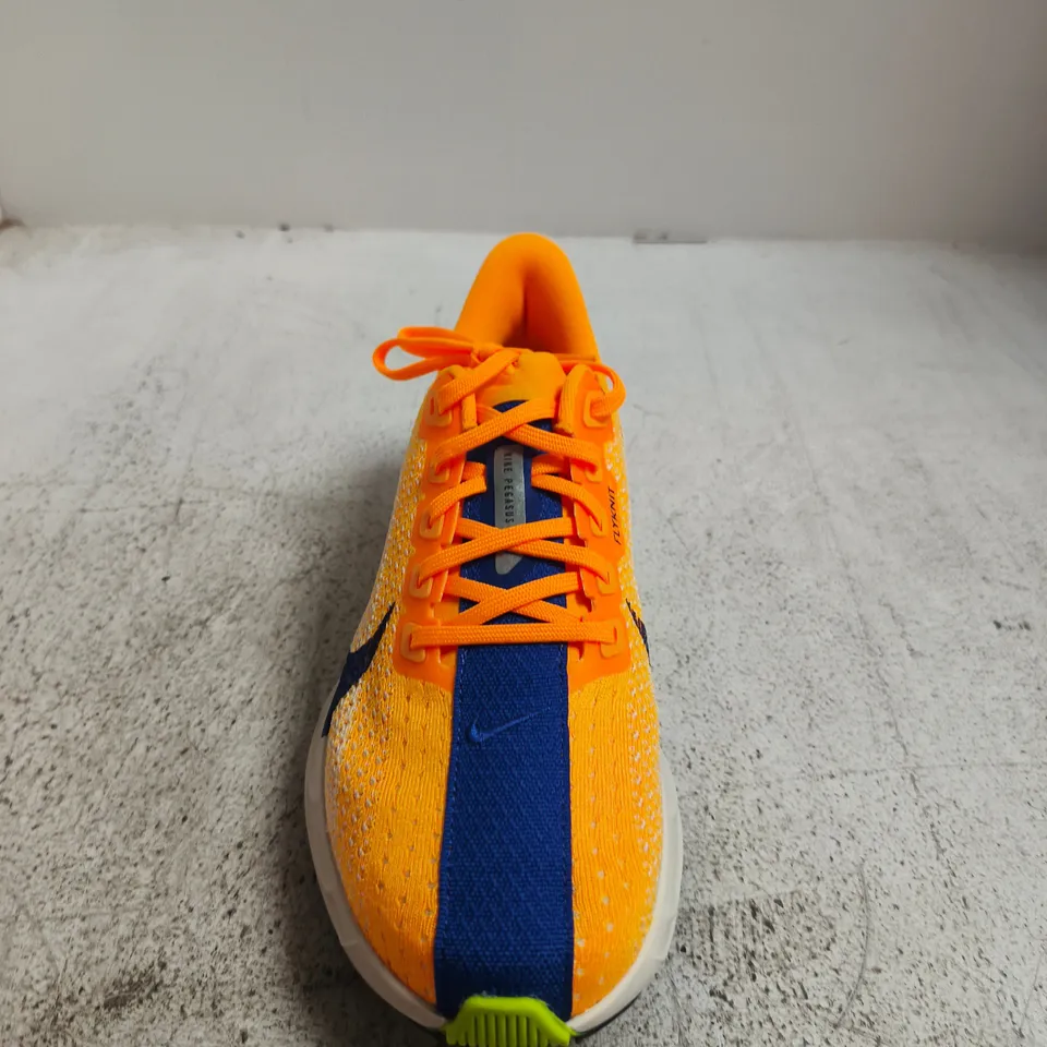 NIKE PEGASUS PLUS RUNNING SHOES – UK SIZE 6