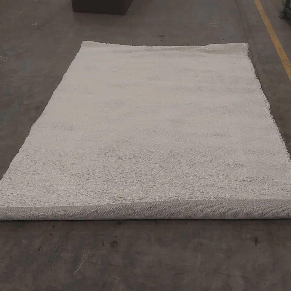 QUALITY DESIGNER AREA RUG - APPROXIMATELY 290 x 200cm