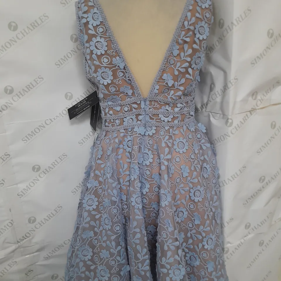 BOXED NADINE MERABI DAISY BLUE DRESS SLEEVELESS PLUNGE AND OPEN BACK SIZE M