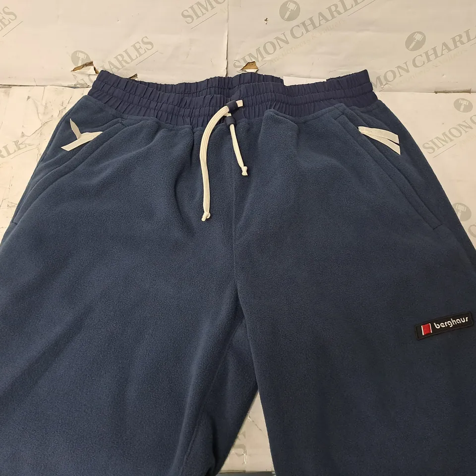 BERGHAUS DEAN STREET NAVY FLEECE SHORTS - M