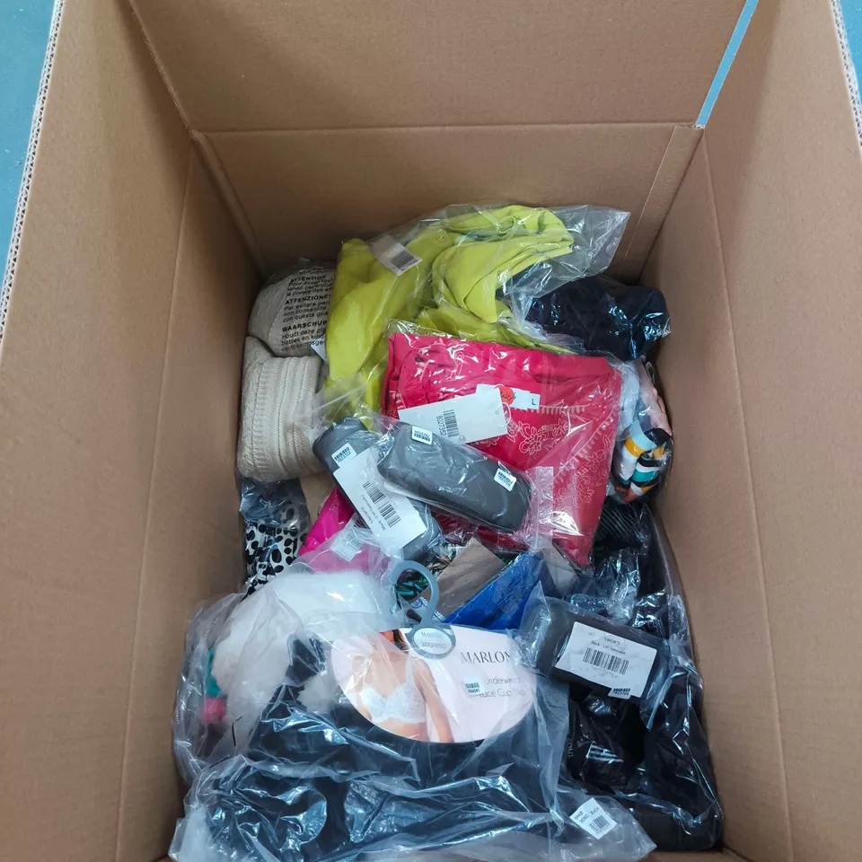 BOX OF APPROXIMATELY 25 ASSORTED ITEMS TO INCLUDE CLOTHING, GLASSES, UNDERWIRED LACE CUP BRA ETC
