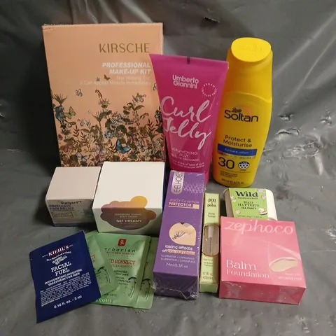 APPROXIMATELY 20 ASSORTED HEALTH & BEAUTY PRODUCTS TO INCLUDE - SOLTAN SUNCARE LOTION, PIXI BROW TAMER, UMBERTO GIANNINI SCRUNCHING JELLY, ETC