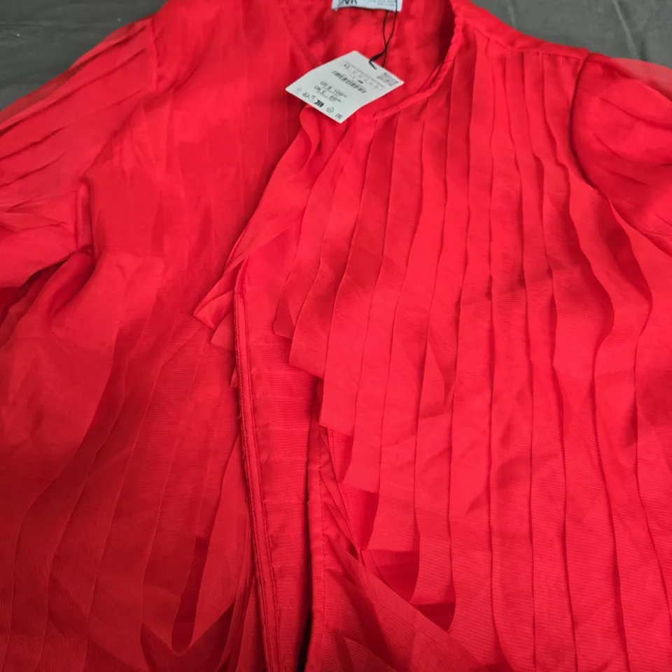 ZARA JACKET IN RED SIZE XL 