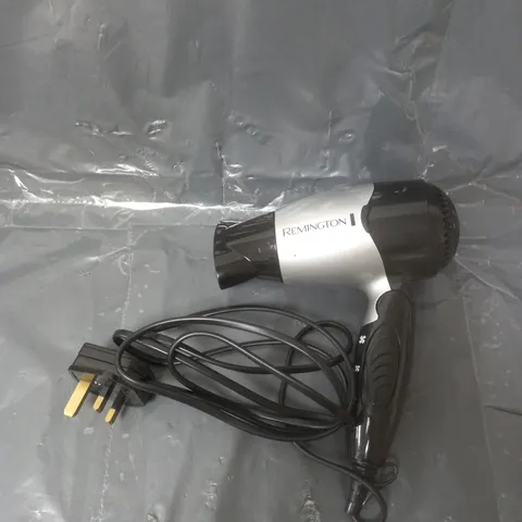 REMINGTON FOLDABLE TRAVEL HAIRDRYER