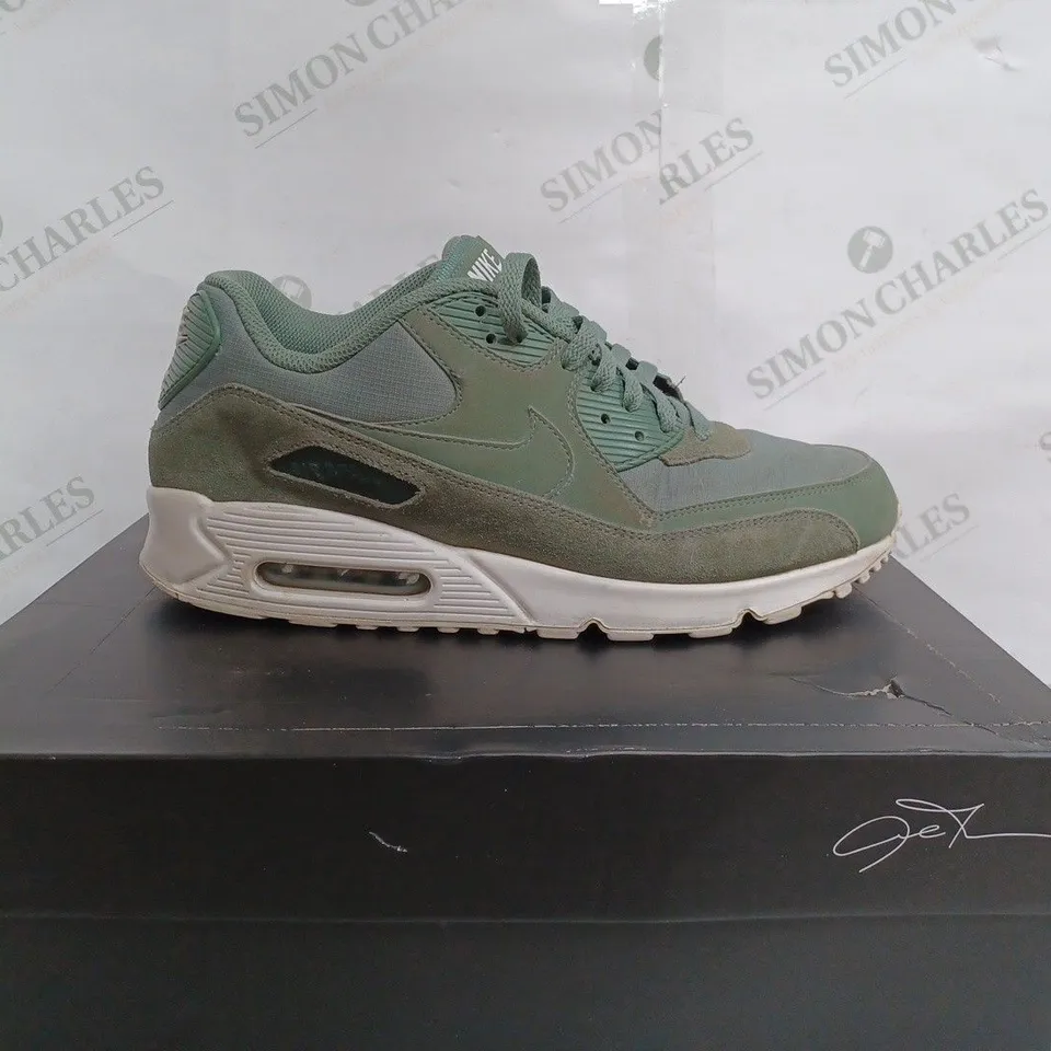 NIKE AIR MAX KHAKI TRAINERS - UK 10