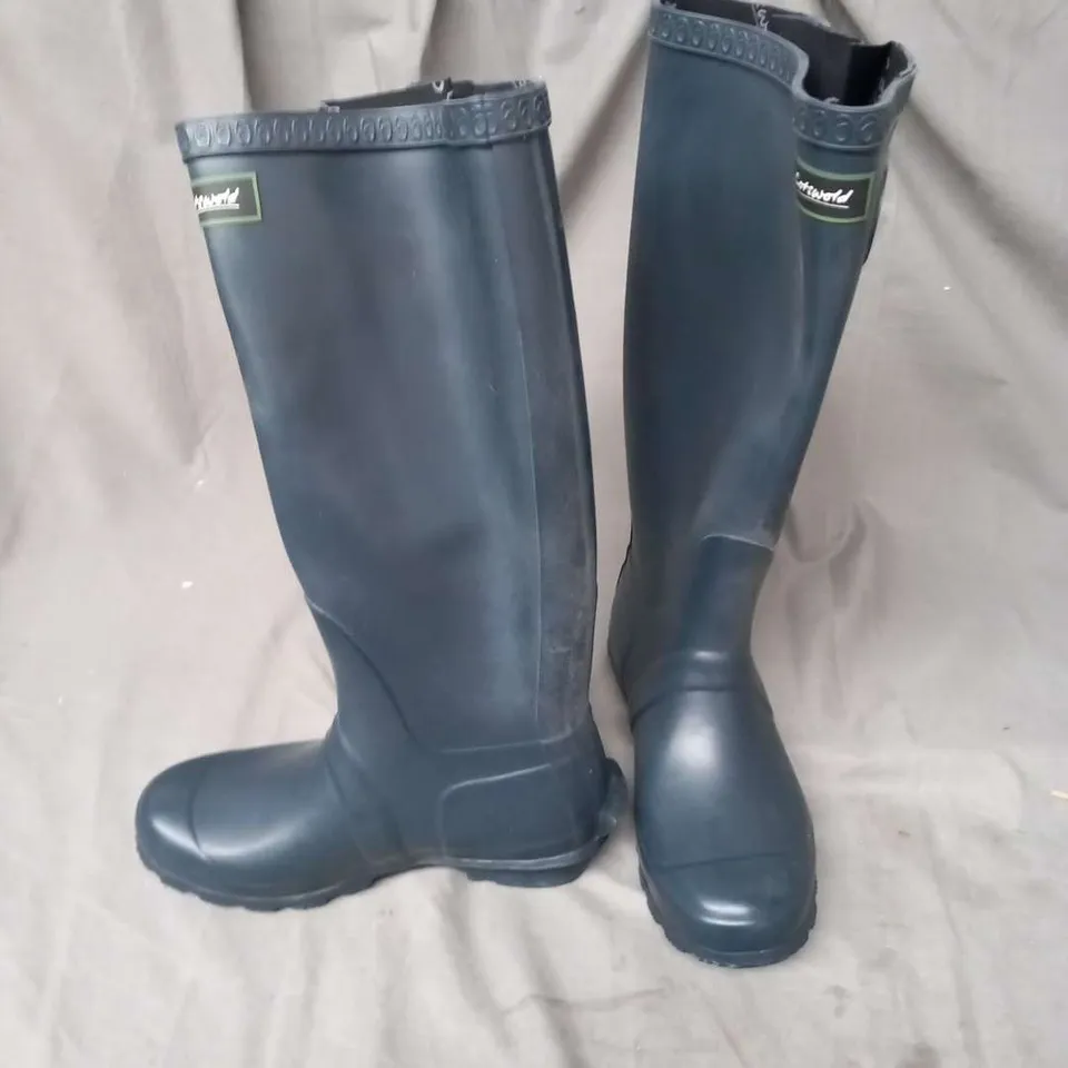 COTWOLD WINDSOR WELLY NAVY SIZE 5